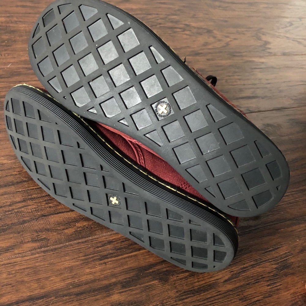 ❌SOLD❌Dr. Marten’s Shoreditch Cherry Red Shoe - Picture 7 of 14